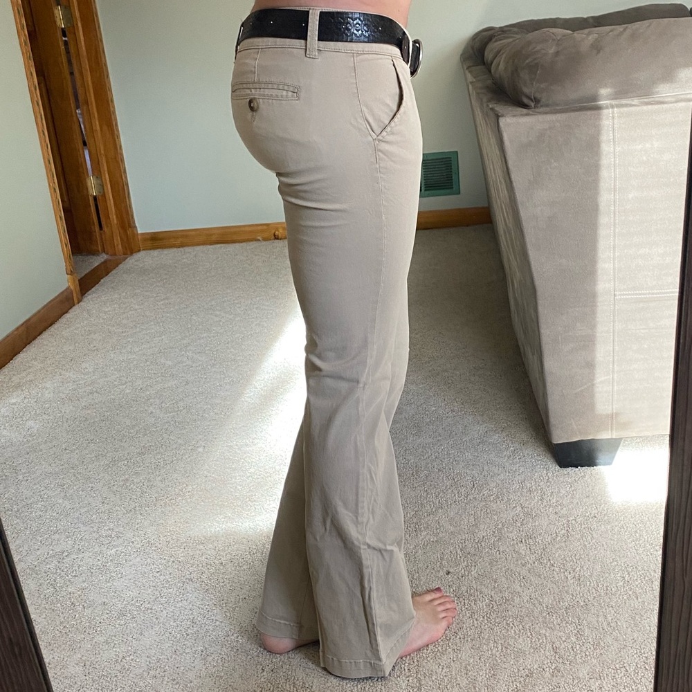 American Eagle khaki pants - size 4 Long